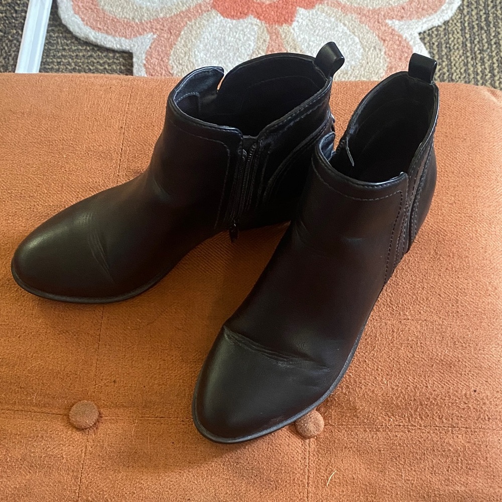 Guess Black Ankle Booties